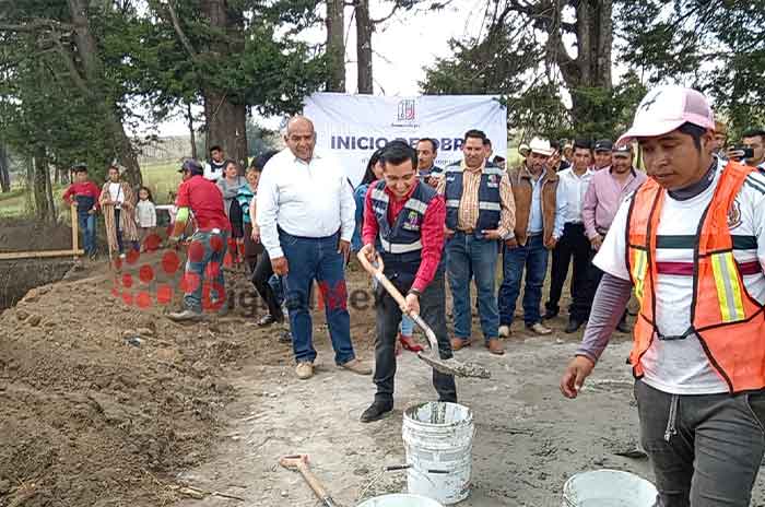 Más_de_millón_y_medio_de_pesos_en_obras_para_Temascaltepec Carlos_González_2.jpg